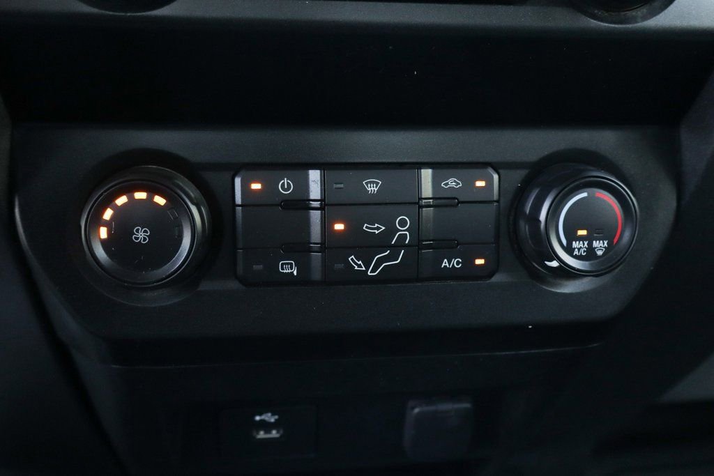 Used 2020 Ford F550 2WD Regular Cab Super Duty image 38