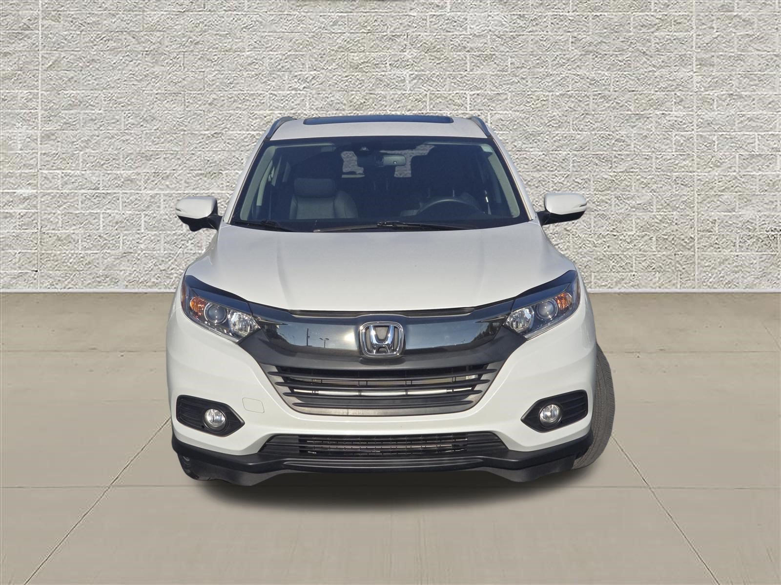 Used 2022 Honda HR-V EX-L image 2