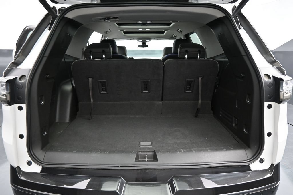 Used 2019 Chevrolet Traverse Premier w/ Redline Edition FWD image 29