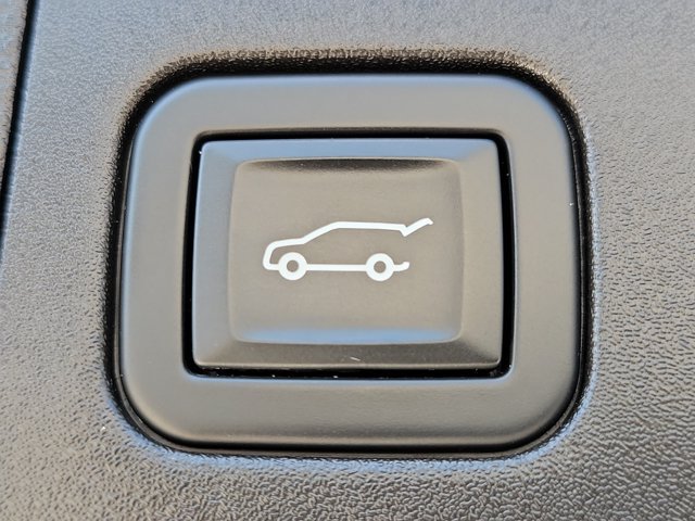 Used 2023 Cadillac XT4 Premium Luxury AWD/4WD image 10