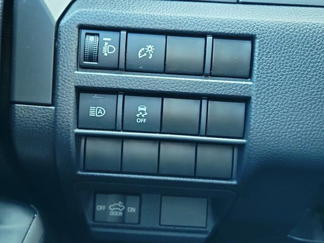 Used 2025 Toyota Tacoma SR image 30