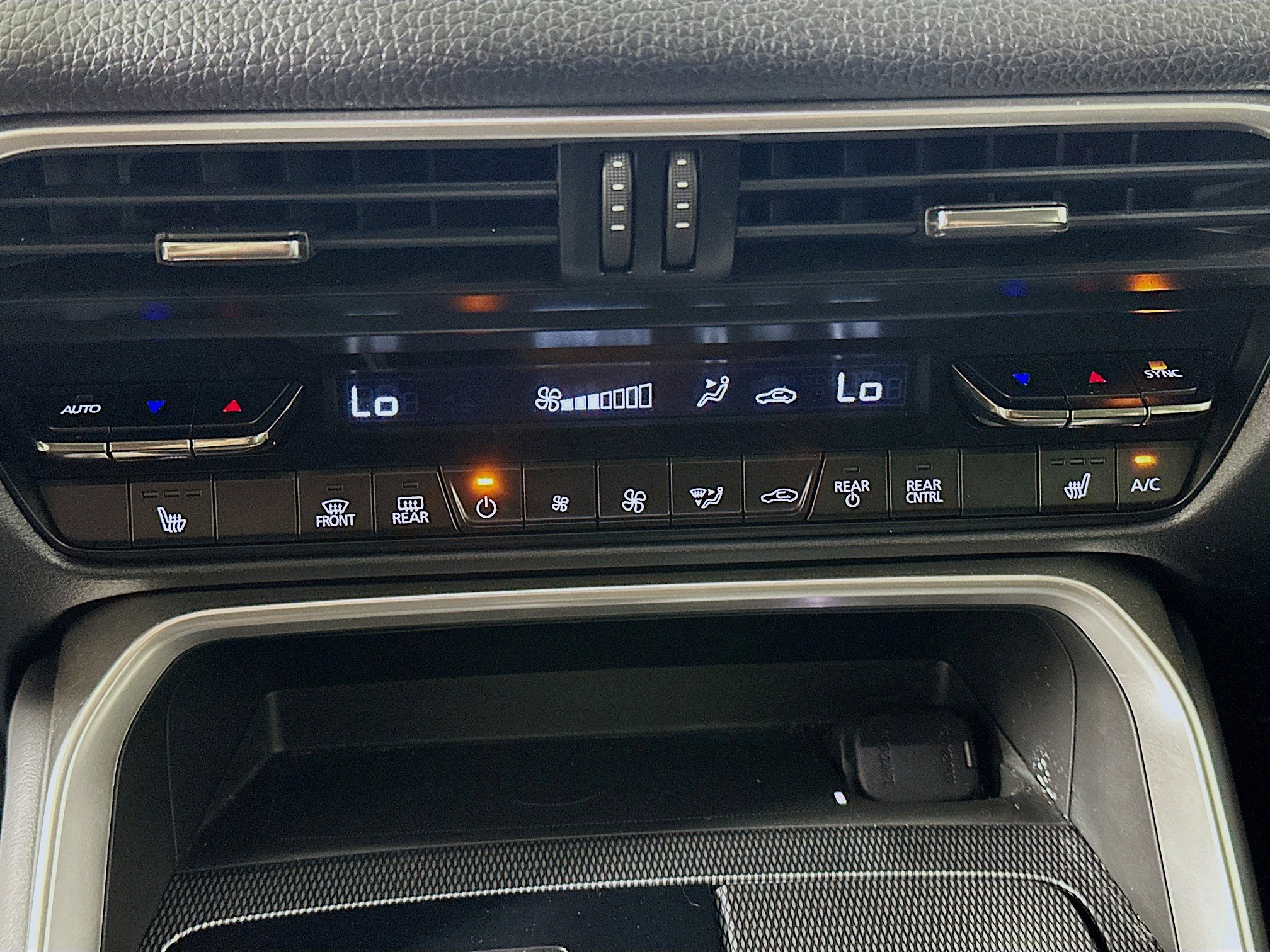 Used 2025 MAZDA CX-90 Plug-In Hybrid w/Premium Sport AWD/4WD image 24