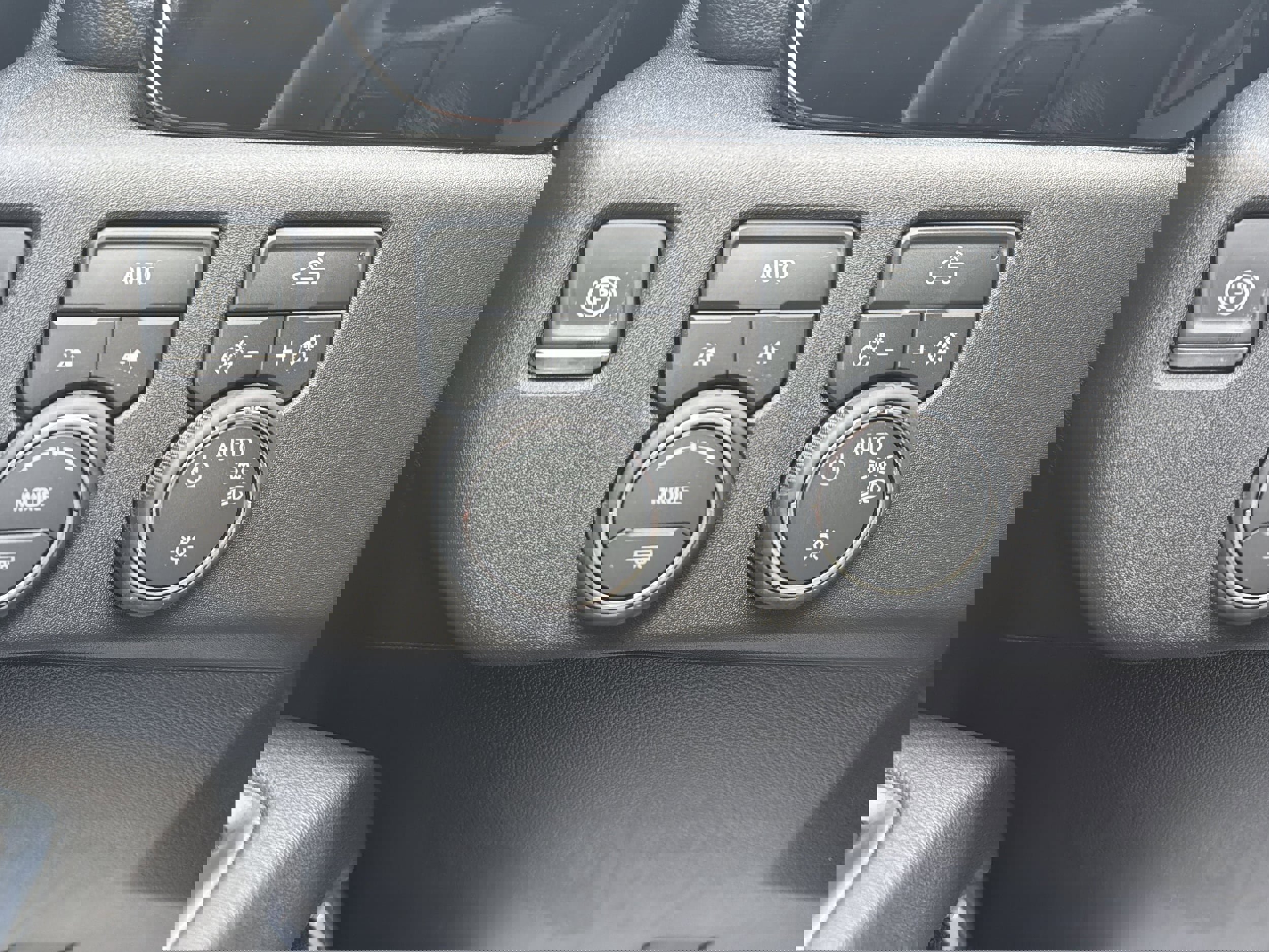 New 2026 Chevrolet Silverado 1500 LT image 15