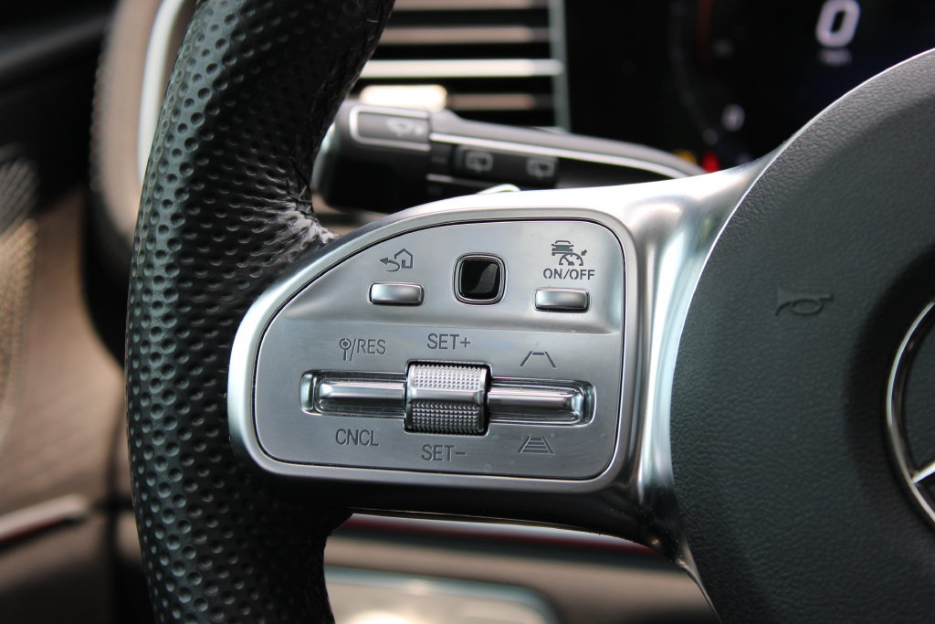 Used 2023 Mercedes-Benz GLS 580 4MATIC image 17