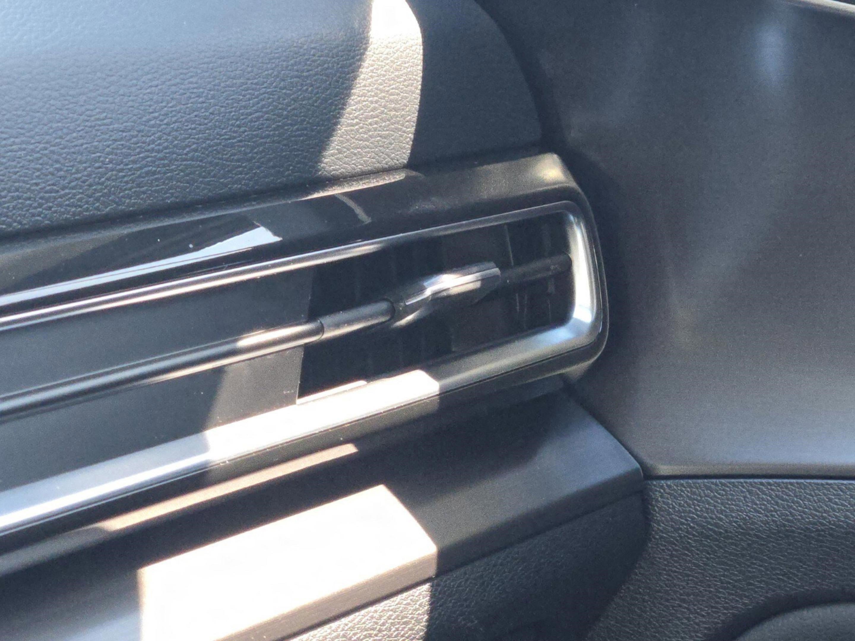 Used 2024 Kia Sportage EX image 53