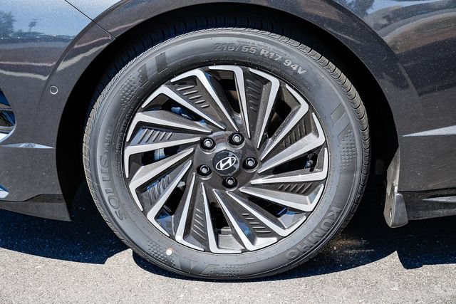 New 2026 Hyundai Sonata Limited FWD image 11