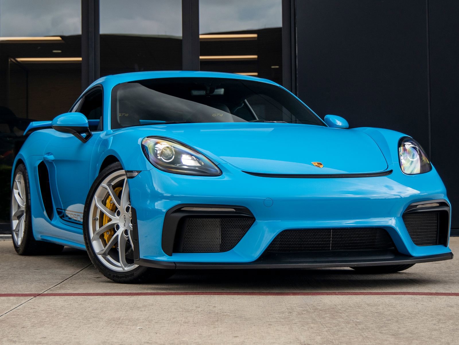 Certified 2021 Porsche 718 Cayman GT4 RWD image 6