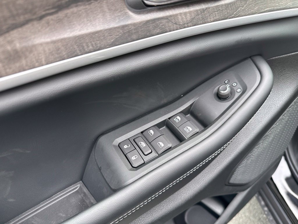 New 2027 Jeep Grand Cherokee Limited AWD/4WD image 29