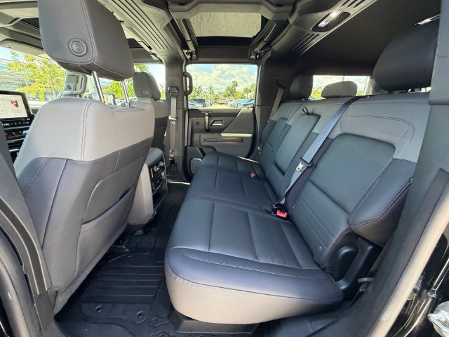 Used 2025 GMC Hummer EV 2X AWD/4WD image 12