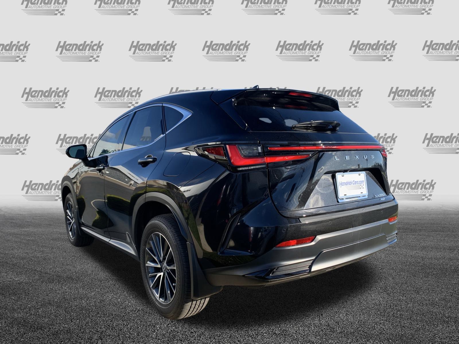 Certified 2025 Lexus NX 350 AWD w/ Accessory Package (2T) image 8