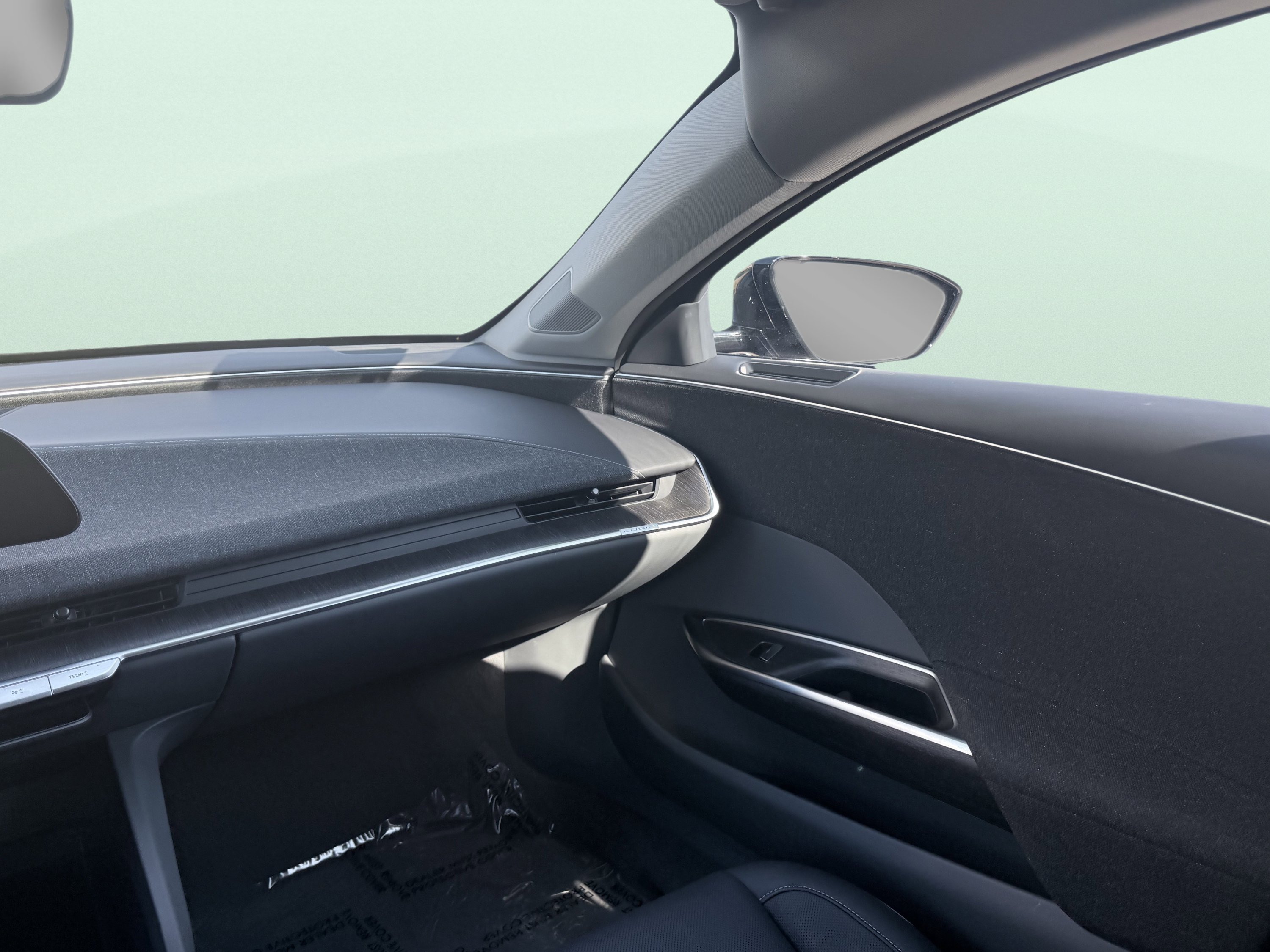 Used 2025 Lucid Air Touring AWD/4WD image 61