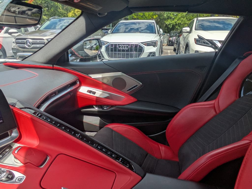 Used 2021 Chevrolet Corvette Stingray Preferred Conv w/ 2LT RWD image 30