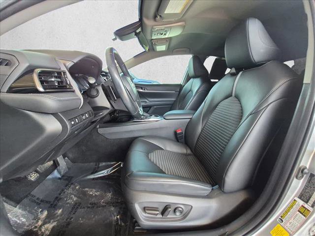 Used 2020 Toyota Camry SE FWD image 15