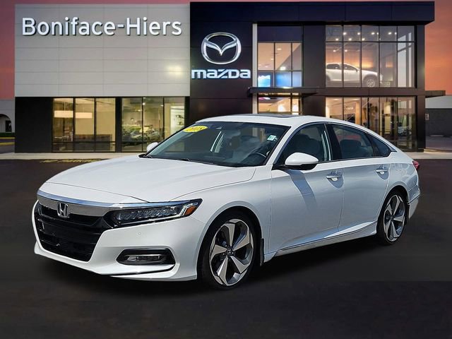 Used 2018 Honda Accord Touring image 2