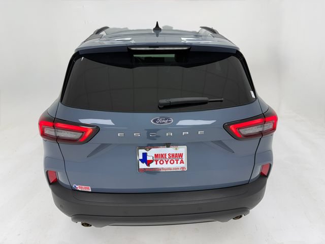 Used 2025 Ford Escape ST-Line w/ Tech Pack #1 FWD image 39