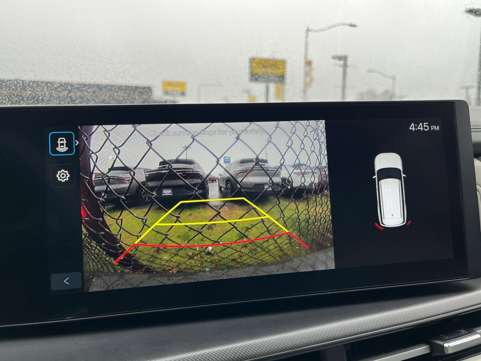 Used 2025 Hyundai Santa Fe SEL image 17