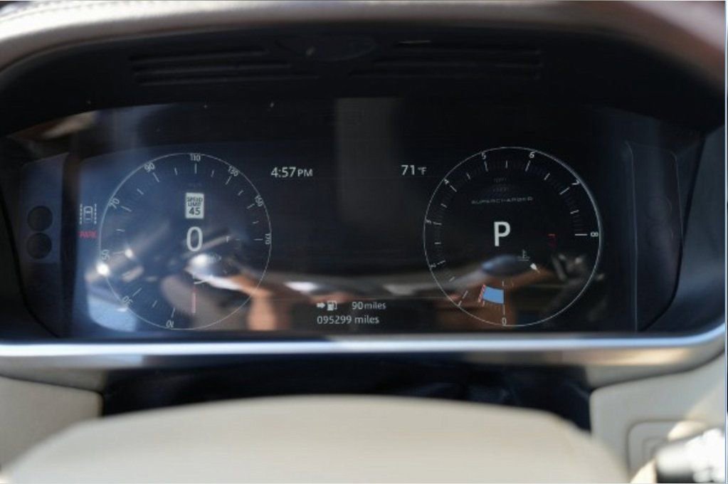 Used 2017 Land Rover Range Rover Supercharged image 49