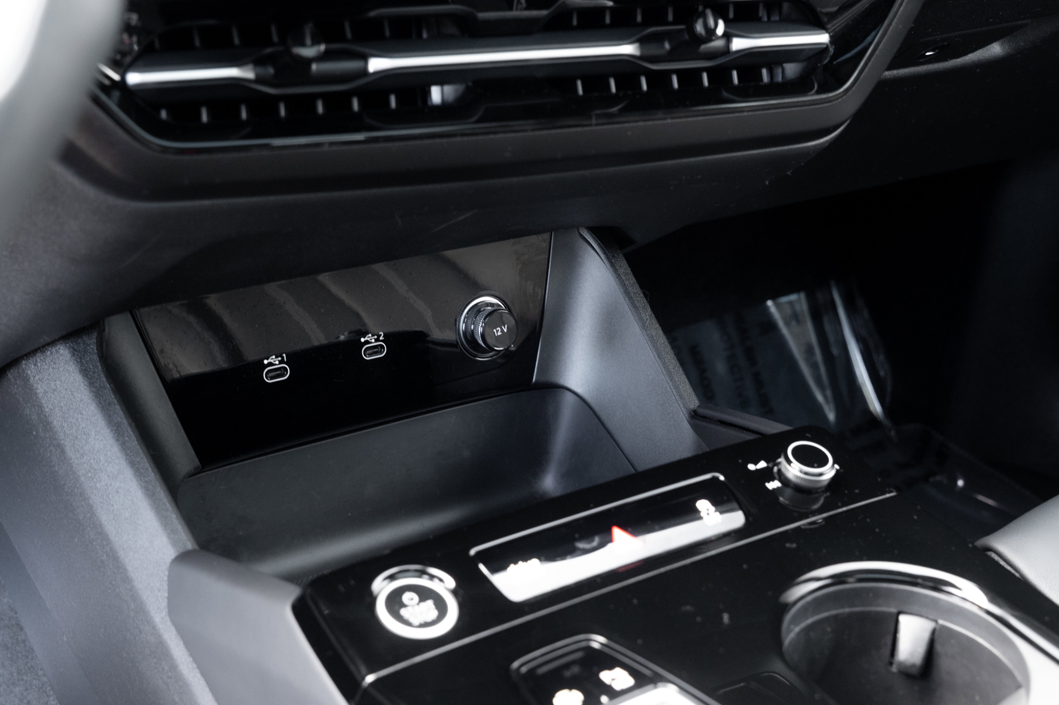 Certified 2025 Audi Q6 e-tron Premium Plus w/ Premium Plus image 13