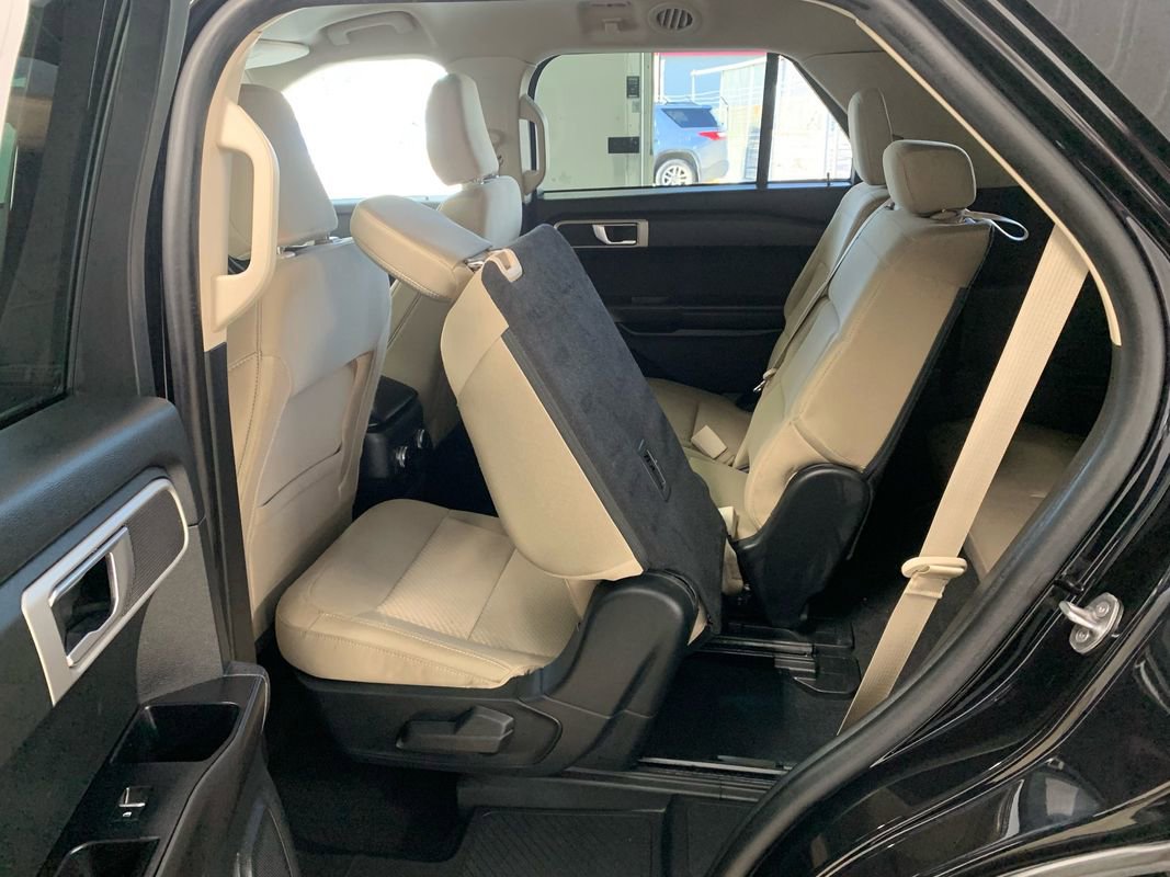 Used 2023 Ford Explorer 4WD image 24