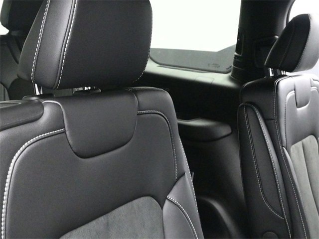 New 2025 Jeep Grand Cherokee L Altitude image 19