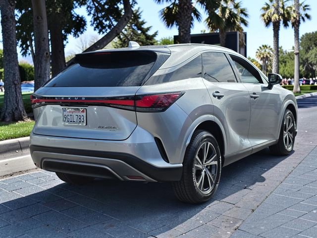 Used 2023 Lexus RX 350h w/ Accessory Package (2T) AWD/4WD image 5