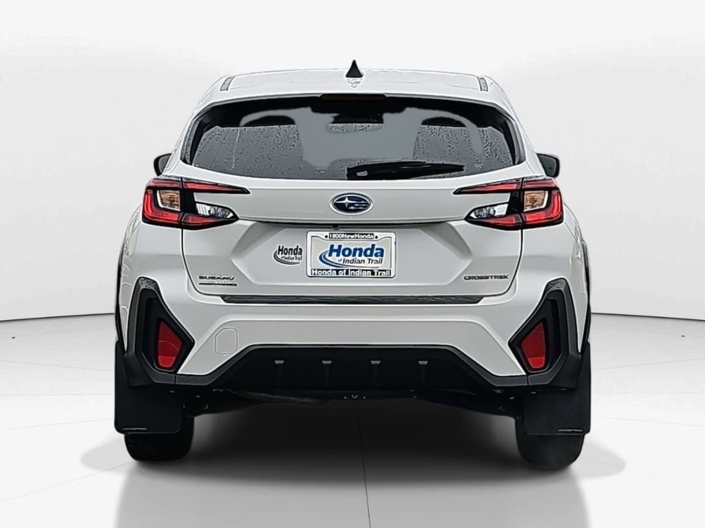 Used 2024 Subaru Crosstrek 2.0i w/ Crosstrek Mirror Package image 7