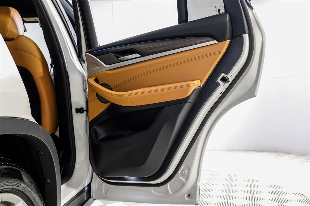 Used 2021 BMW X3 xDrive30e w/ Premium Package image 54