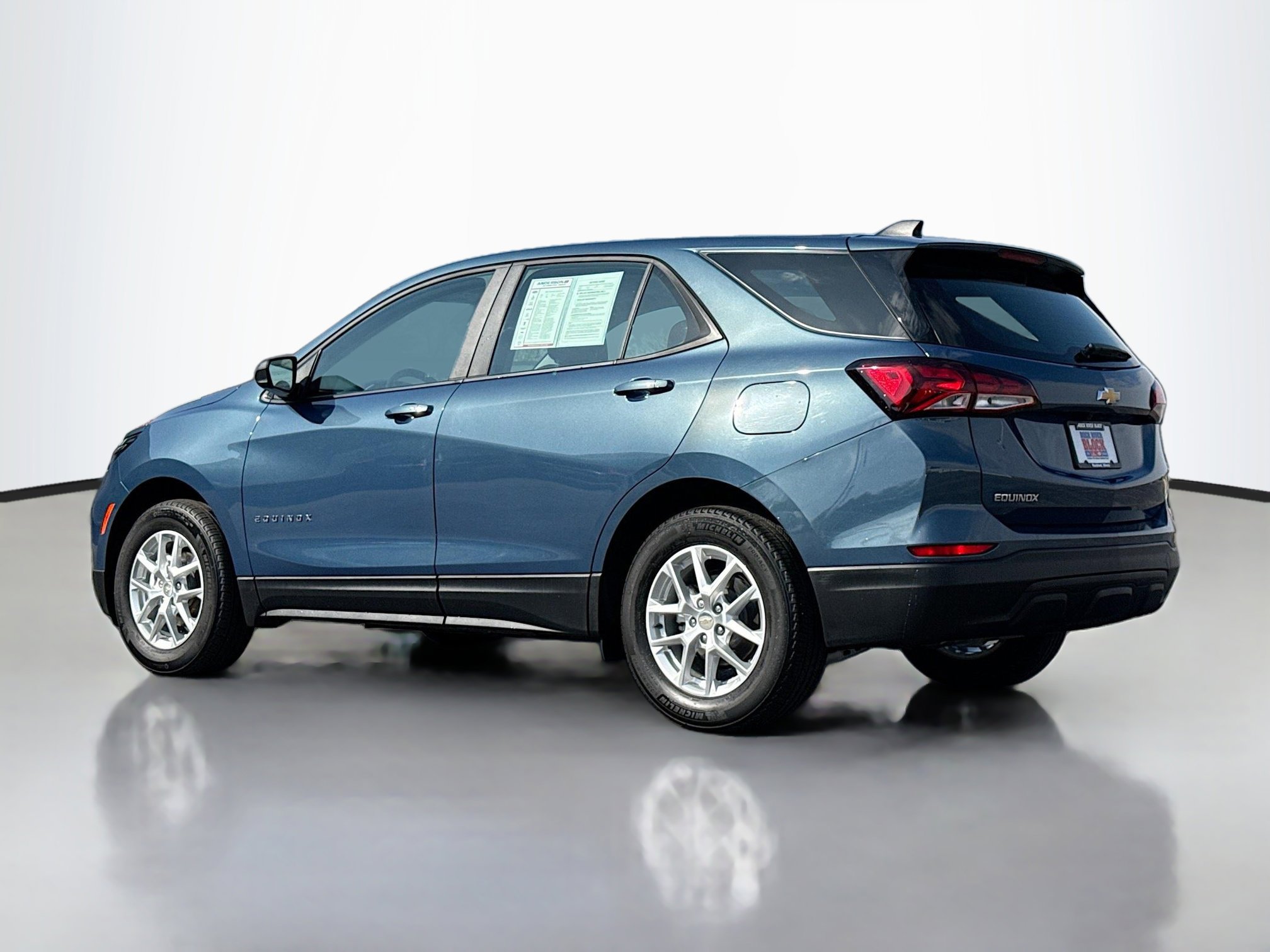 Used 2024 Chevrolet Equinox LS image 14