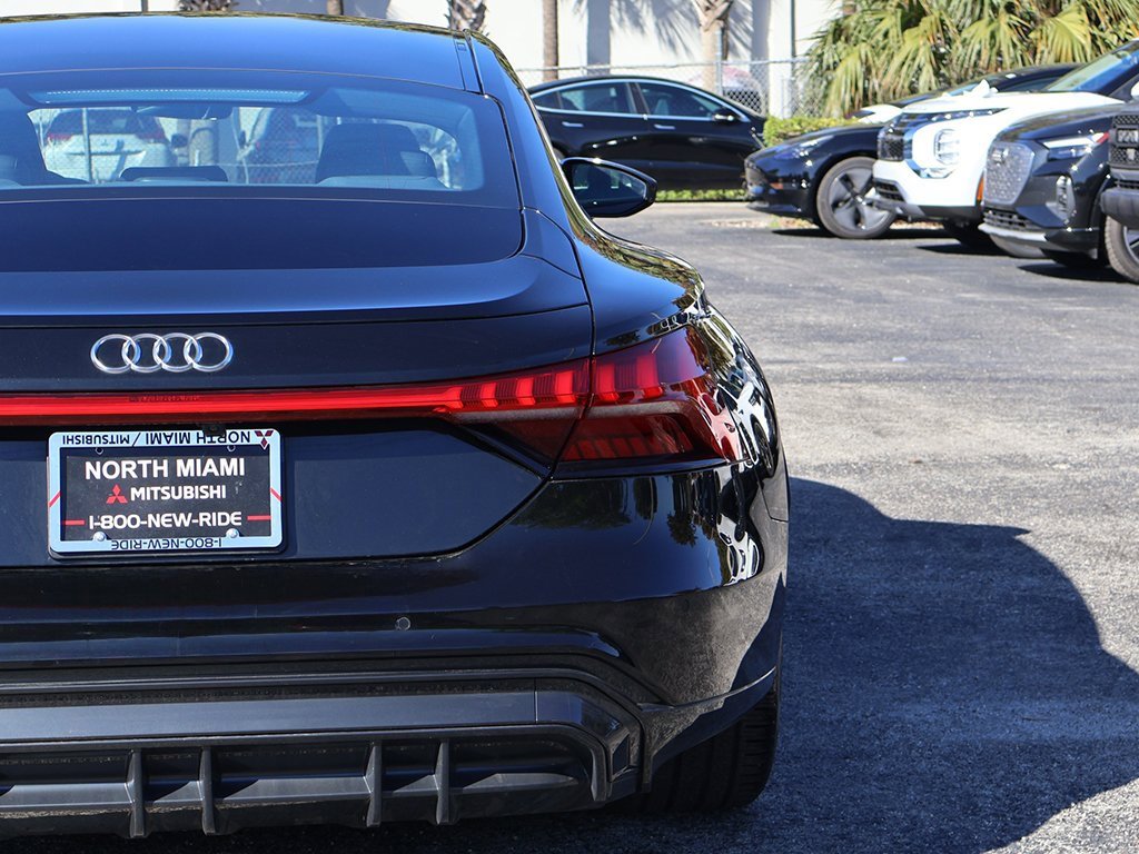 Used 2023 Audi e-tron GT Premium Plus image 16