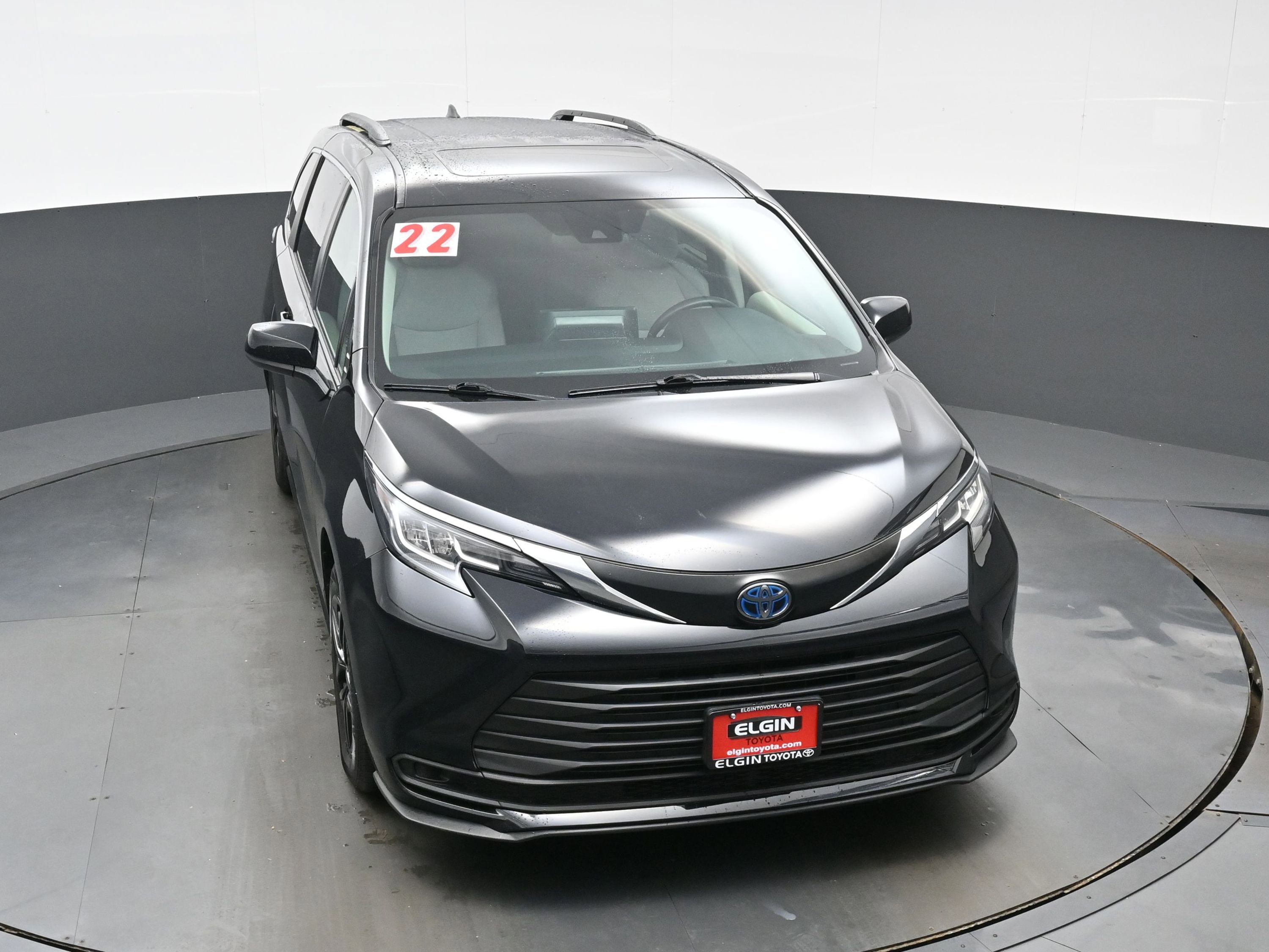 Used 2022 Toyota Sienna LE w/ LE Plus Package AWD/4WD image 35