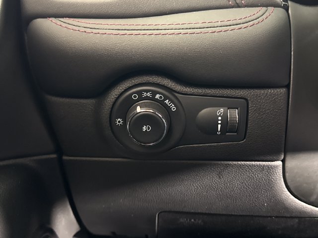 Used 2022 Dodge Durango R/T AWD/4WD image 37