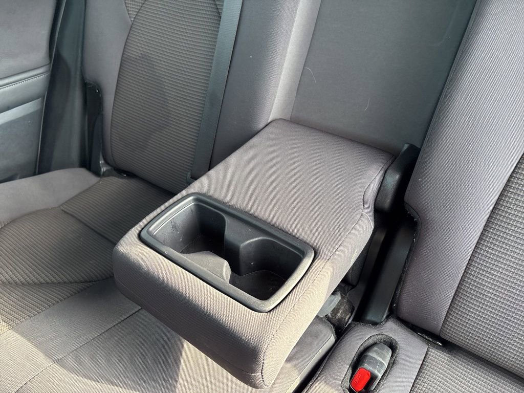 Used 2024 Toyota Highlander LE image 23