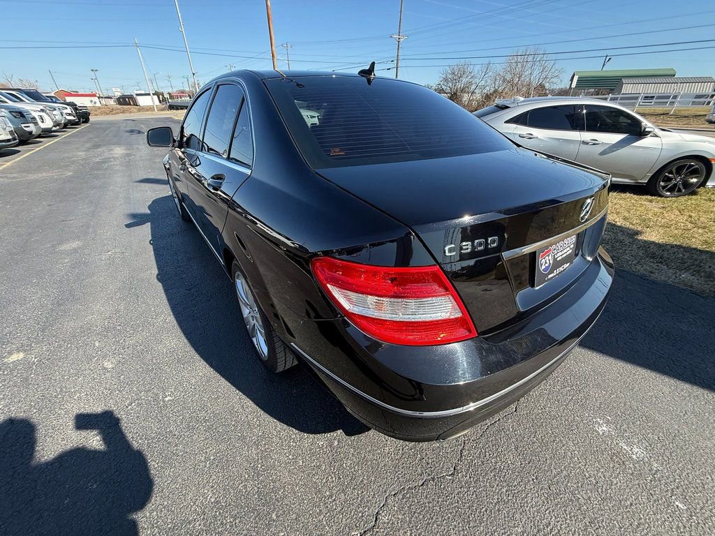 Used 2009 Mercedes-Benz C 300 Sedan image 5
