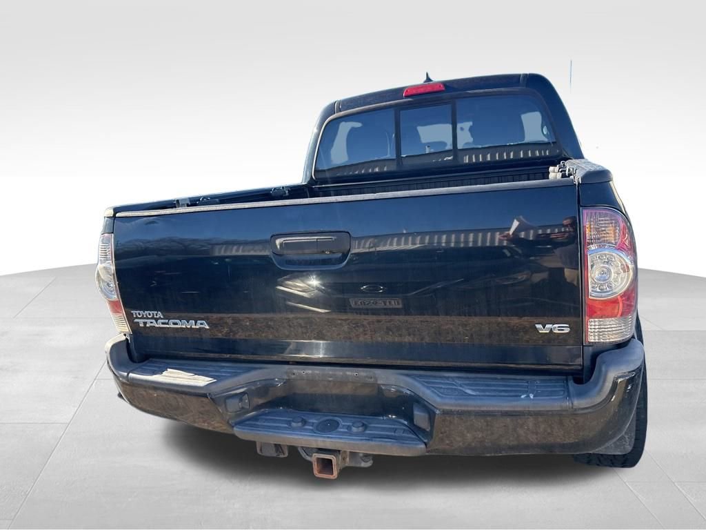 Used 2015 Toyota Tacoma 4x4 Double Cab image 12