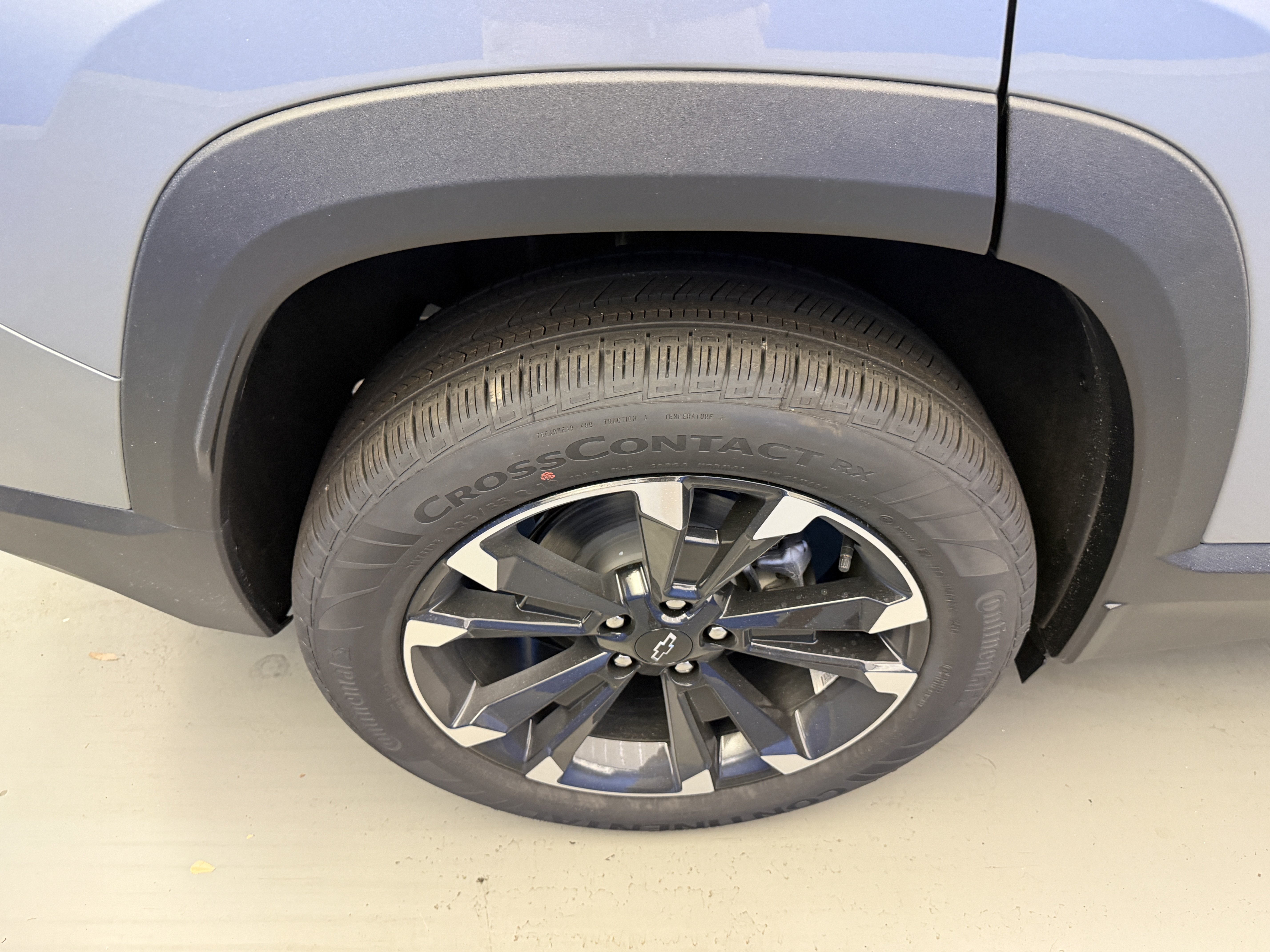 New 2027 Chevrolet Equinox RS w/ LPO, Floor Liner Package AWD/4WD image 8