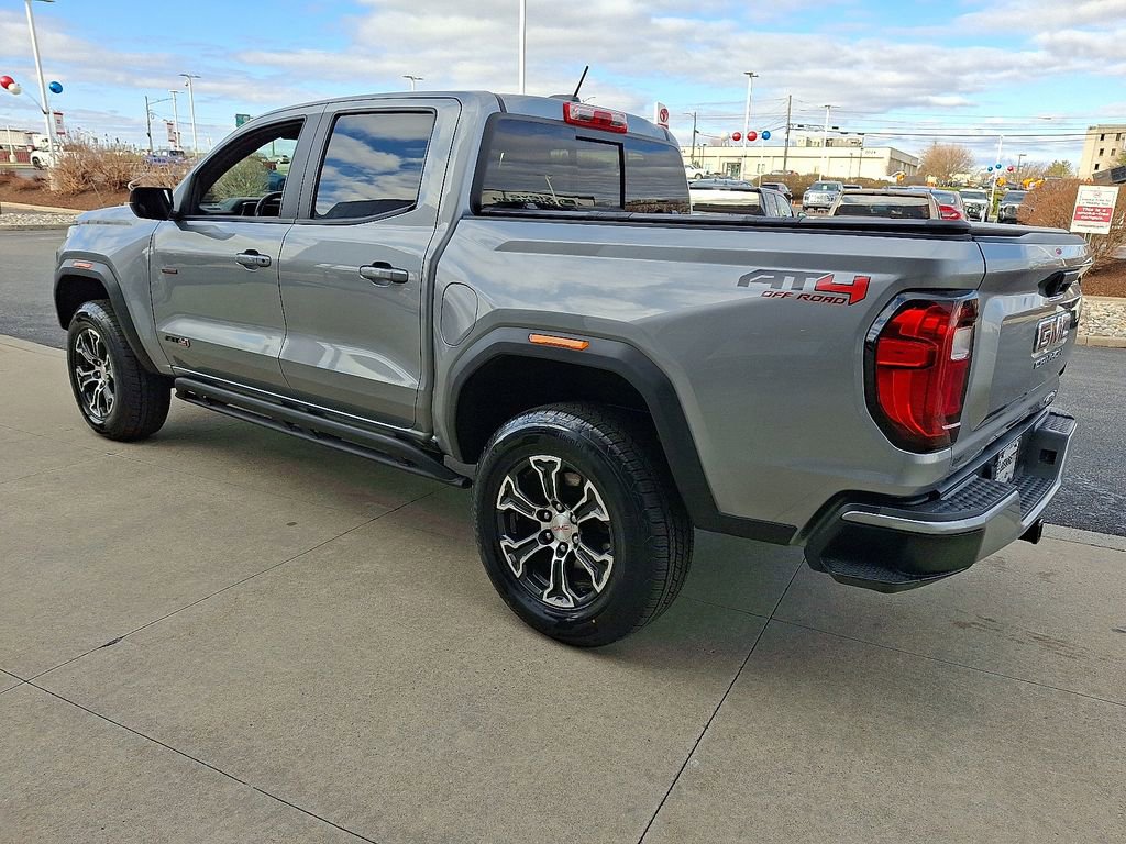 Used 2024 GMC Canyon AT4 AWD/4WD image 7