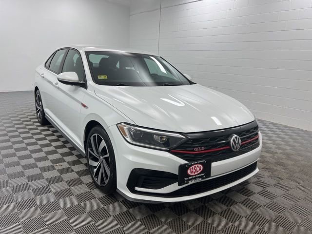Used 2021 Volkswagen Jetta GLI image 2