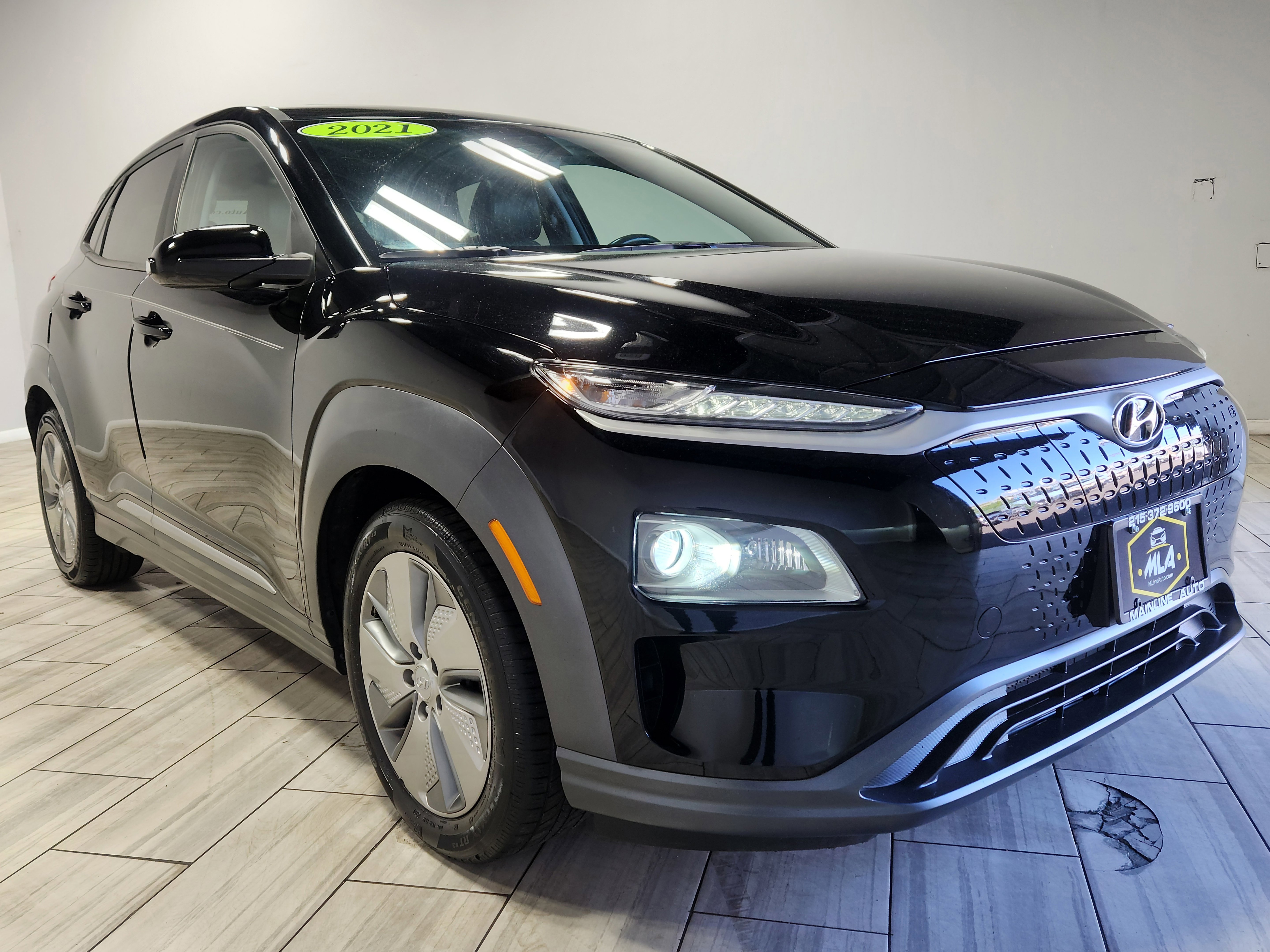 Used 2021 Hyundai Kona Limited FWD image 7