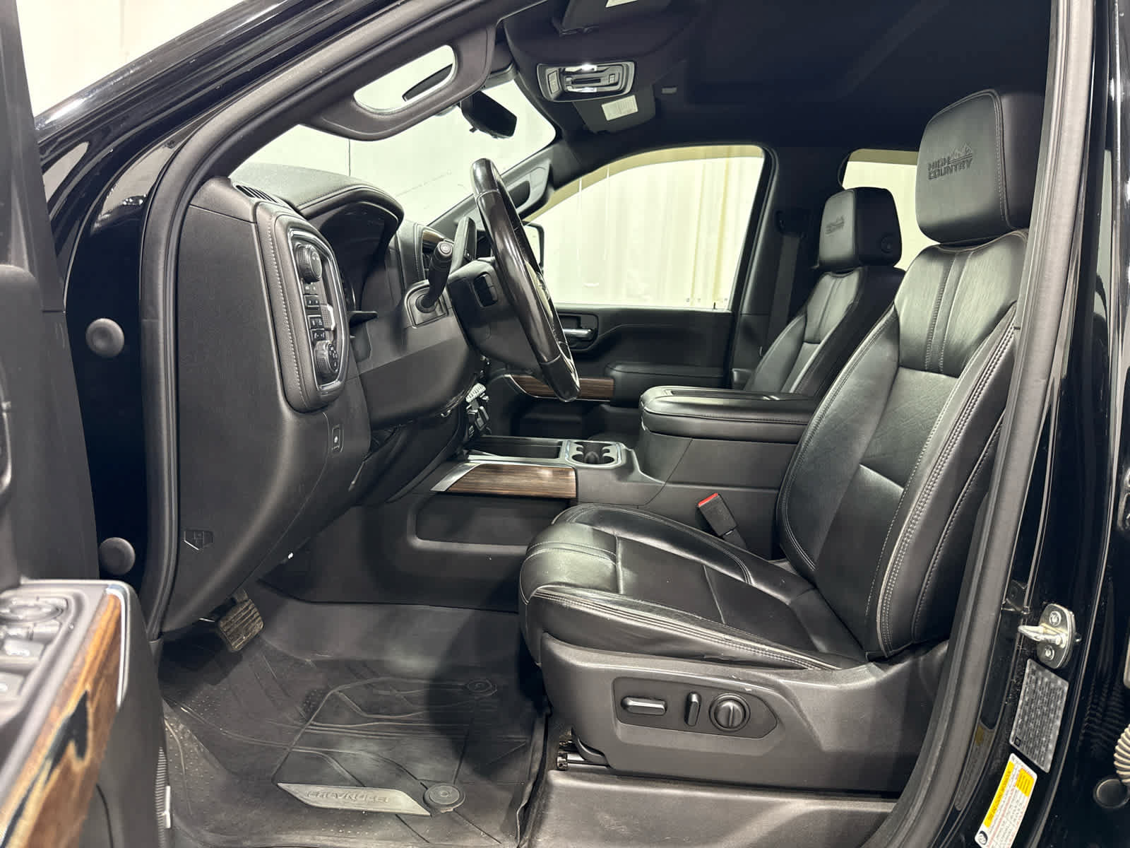 Certified 2020 Chevrolet Silverado 3500 High Country AWD/4WD image 11