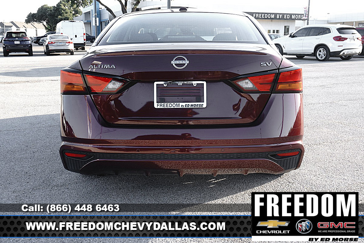 Used 2024 Nissan Altima 2.5 SV FWD image 37