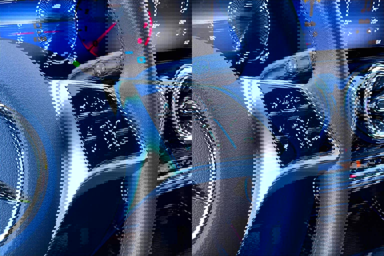 Used 2025 Mercedes-Benz GLA 250 image 24