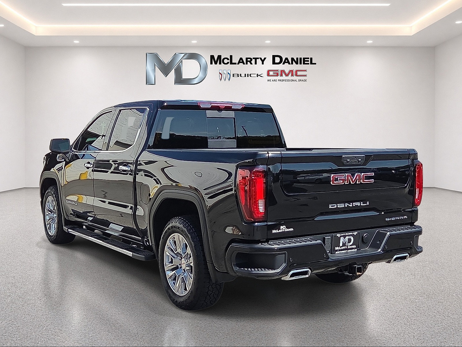 Used 2026 GMC Sierra 1500 Denali AWD/4WD image 13