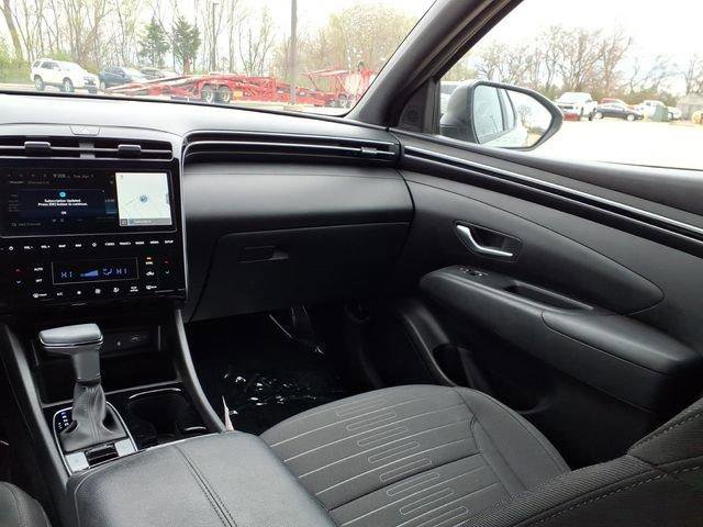 Used 2023 Hyundai Santa Cruz SEL Premium image 5