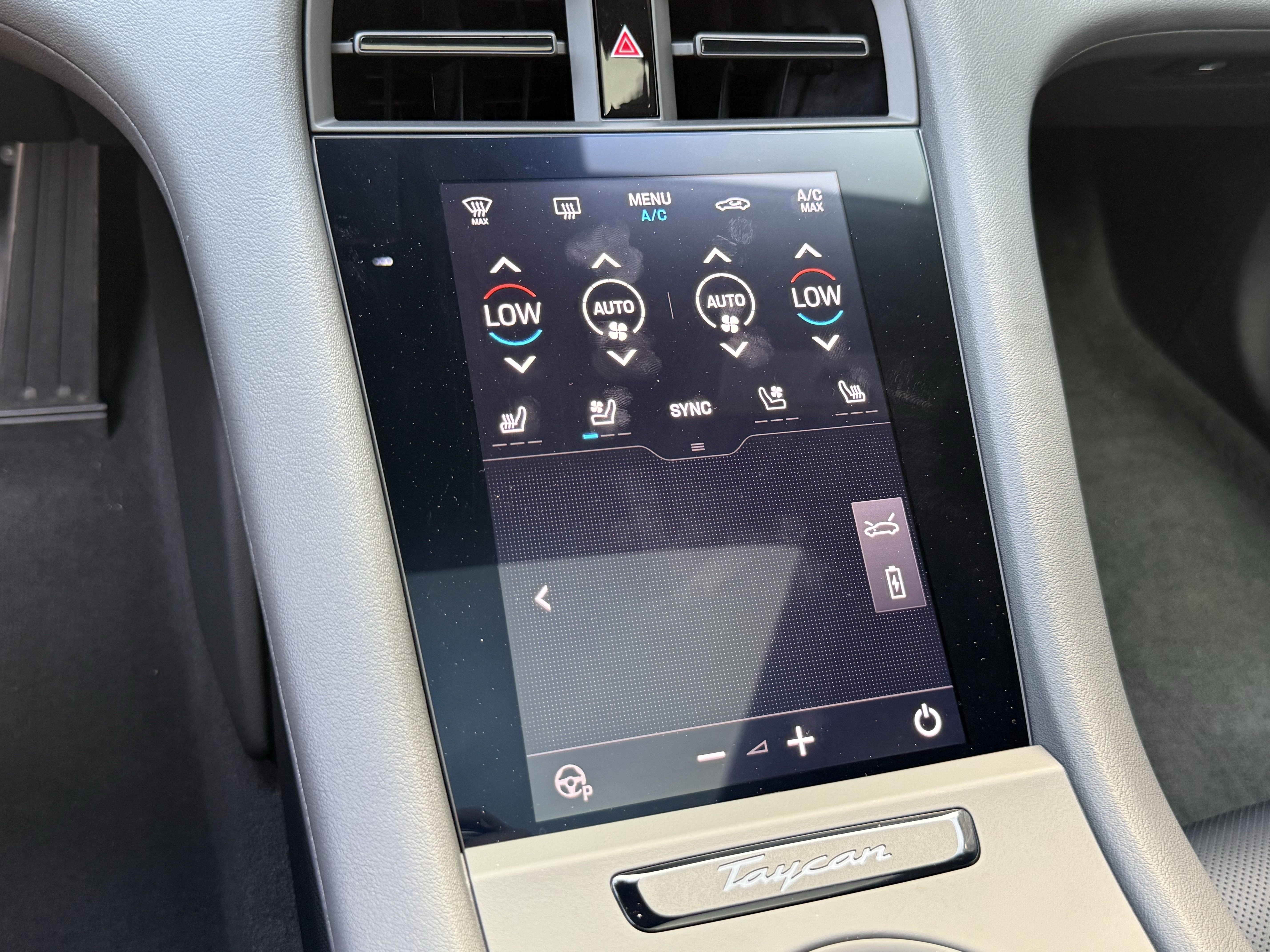 Used 2025 Porsche Taycan 4 Cross Turismo image 20