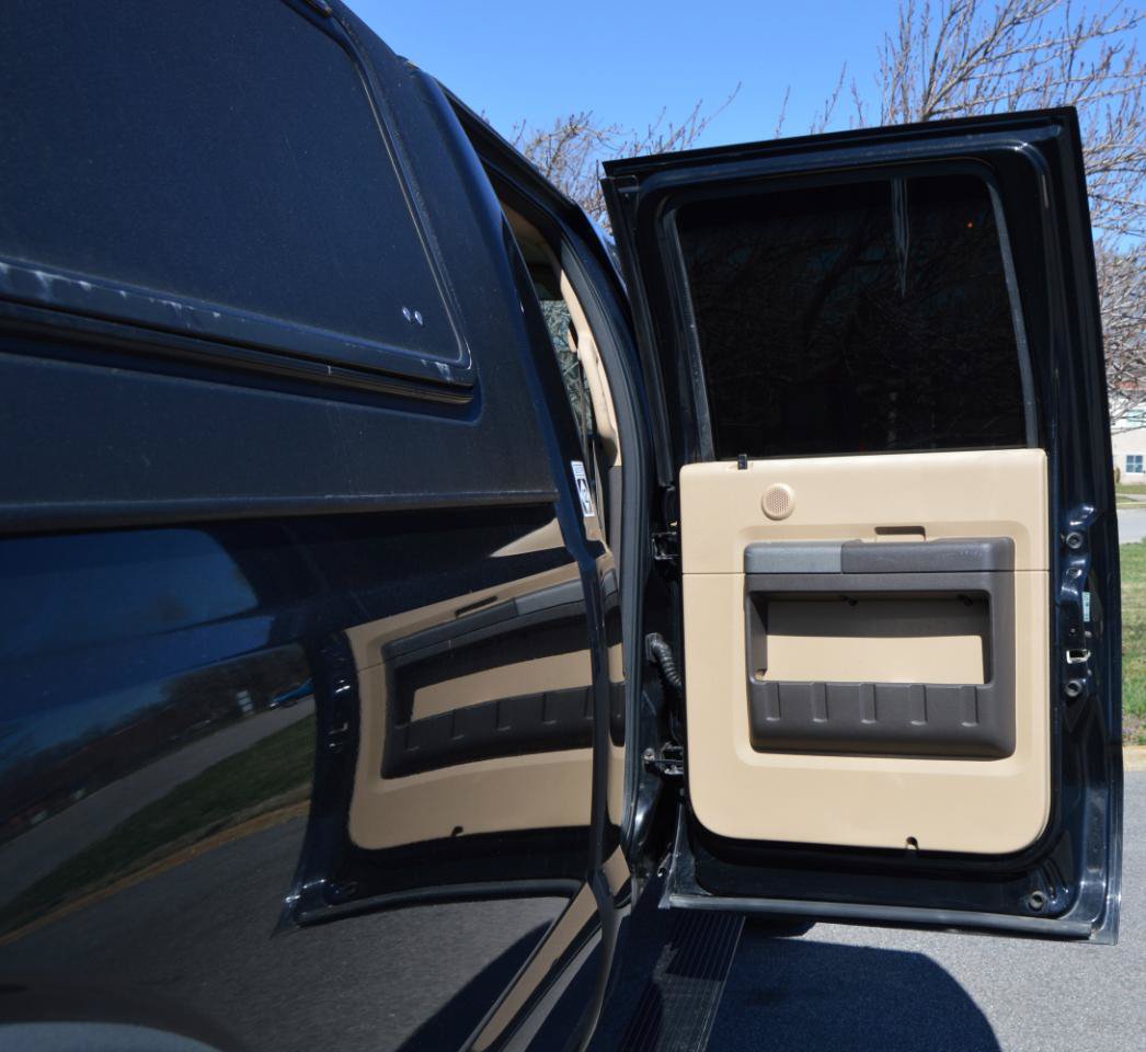 Used 2011 Ford F350 Lariat w/ Camper Pkg AWD/4WD image 15