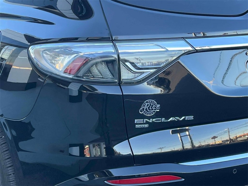 Used 2023 Buick Enclave Avenir w/ Avenir Technology Package image 10