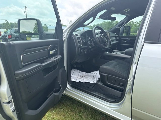 New 2026 RAM 2500 Big Horn AWD/4WD image 13