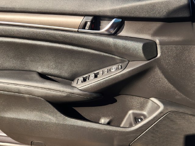 Used 2021 Honda Accord LX image 22