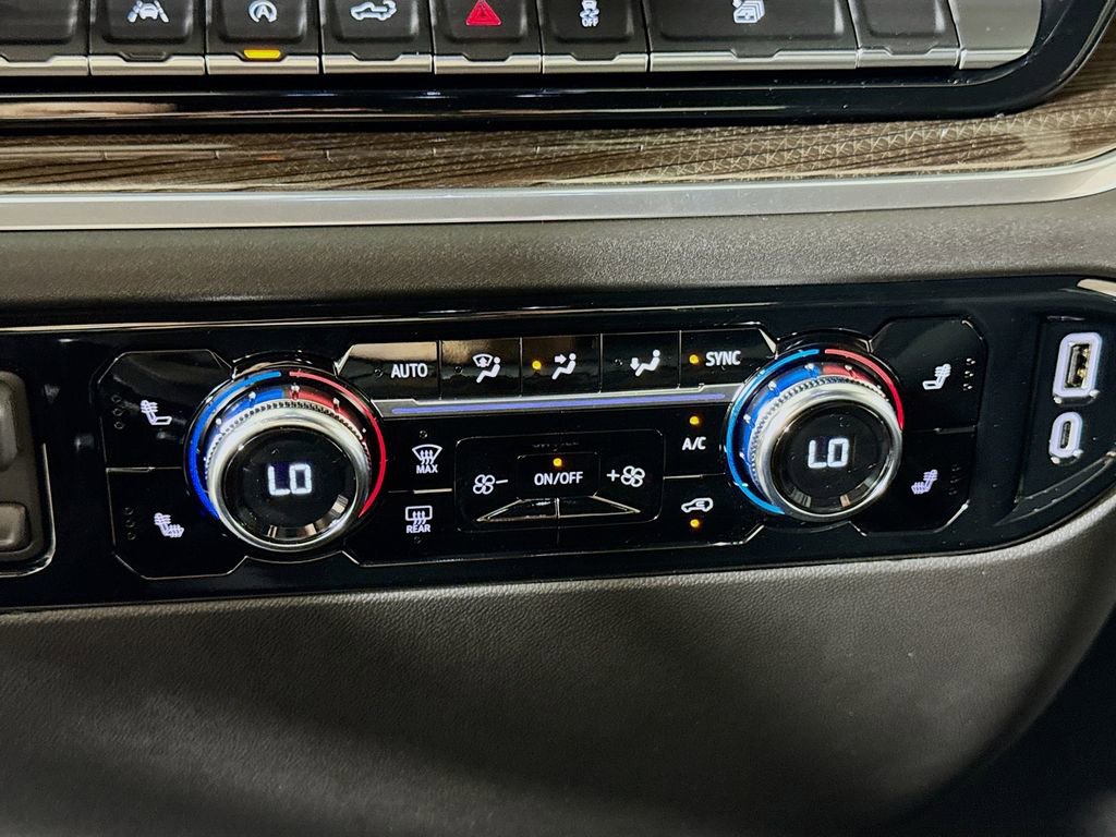 New 2026 GMC Sierra 1500 Elevation image 10