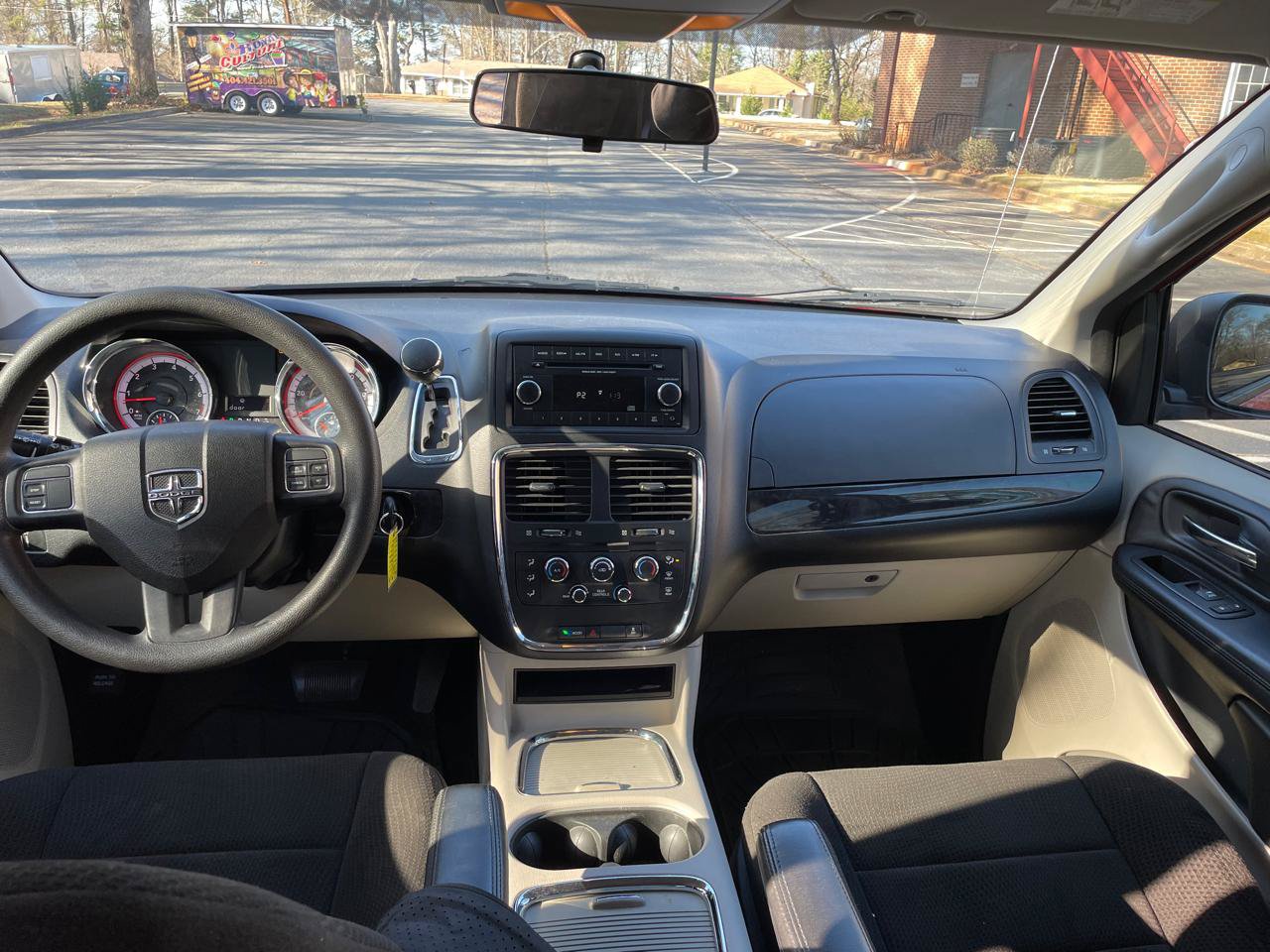 Used 2012 Dodge Grand Caravan SXT FWD image 14